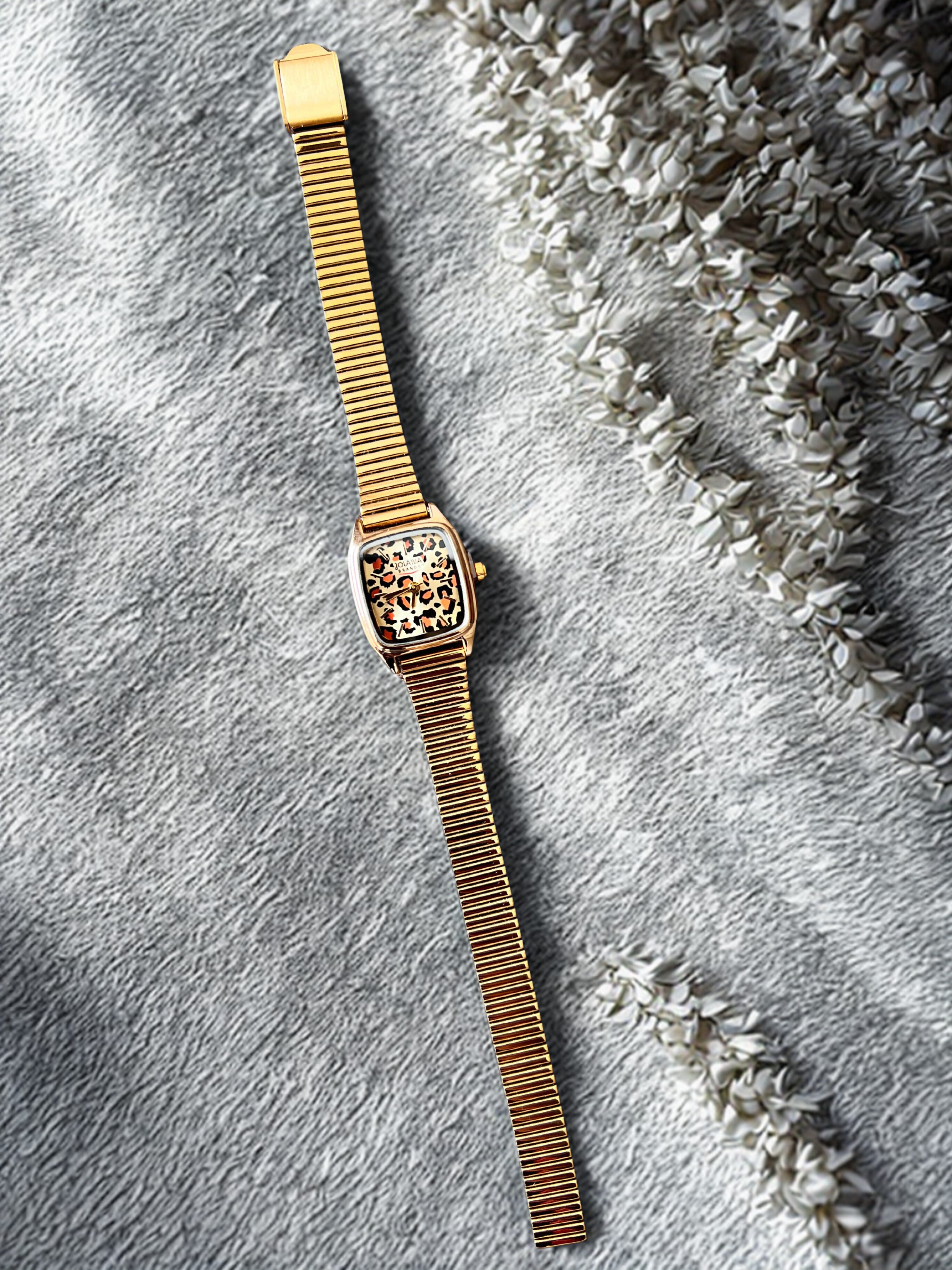 Vintage Golden Leopard Watch  Classic Chic Edition