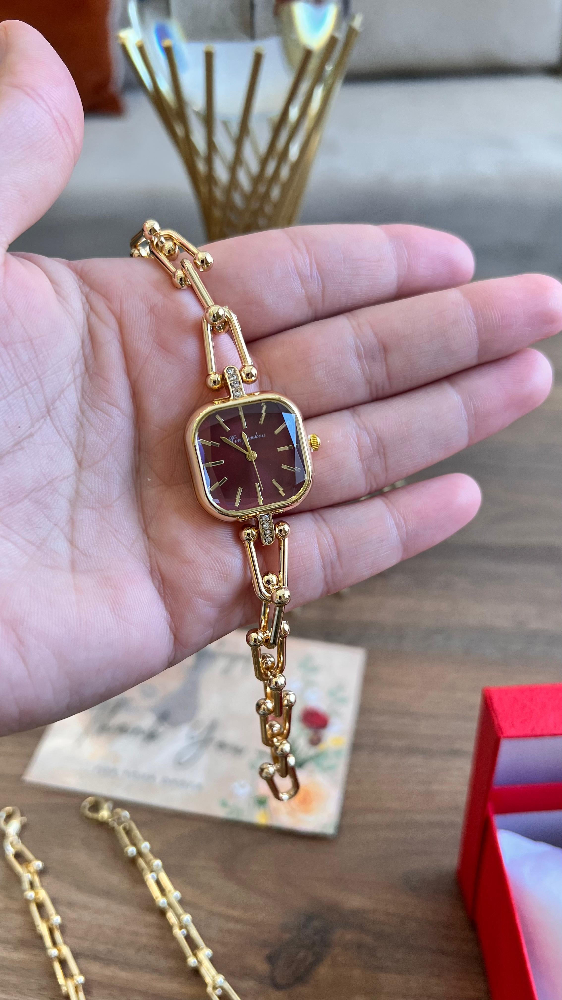 🌟ساعة تيفاني الجديدة🌟